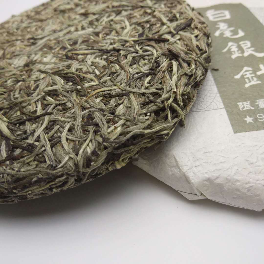 安吉白茶为啥叫绿茶和红茶(安吉白茶为什么叫“白茶”？从六大茶类角度来看，它属于什么茶？)