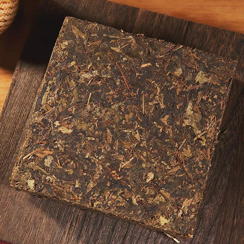 高山藏茶(雅安周公山上，这藏黑茶够“精制”，价值有多大?看完你就全懂了)