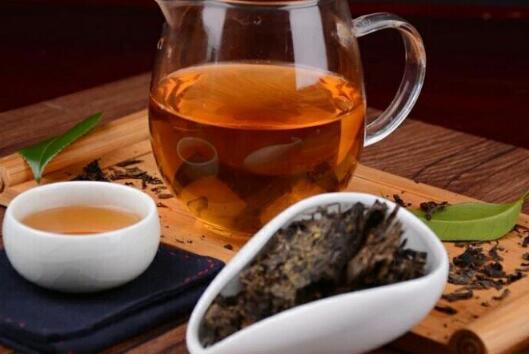 藏茶做奶茶(传统藏茶，煎烹熬煮了上千年的养命茶汤...)