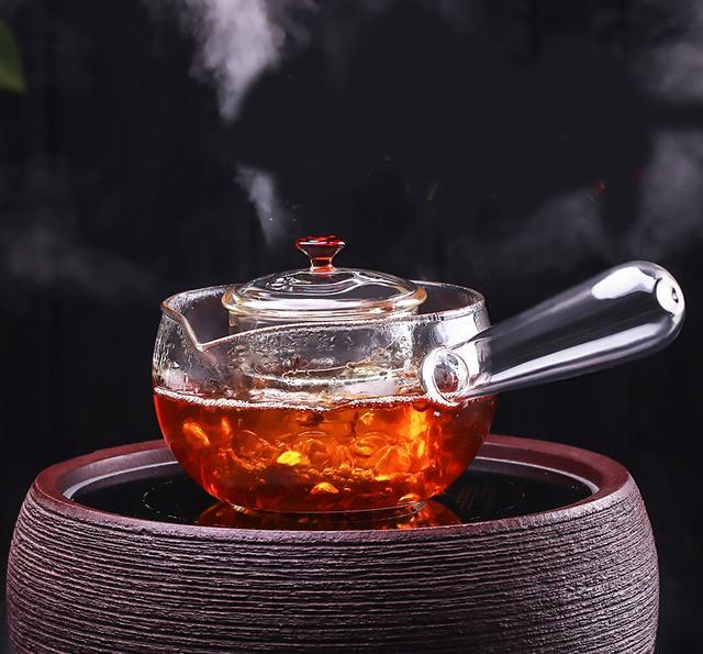 个人藏茶怎么选茶(藏茶，是新茶好还是老茶好？)