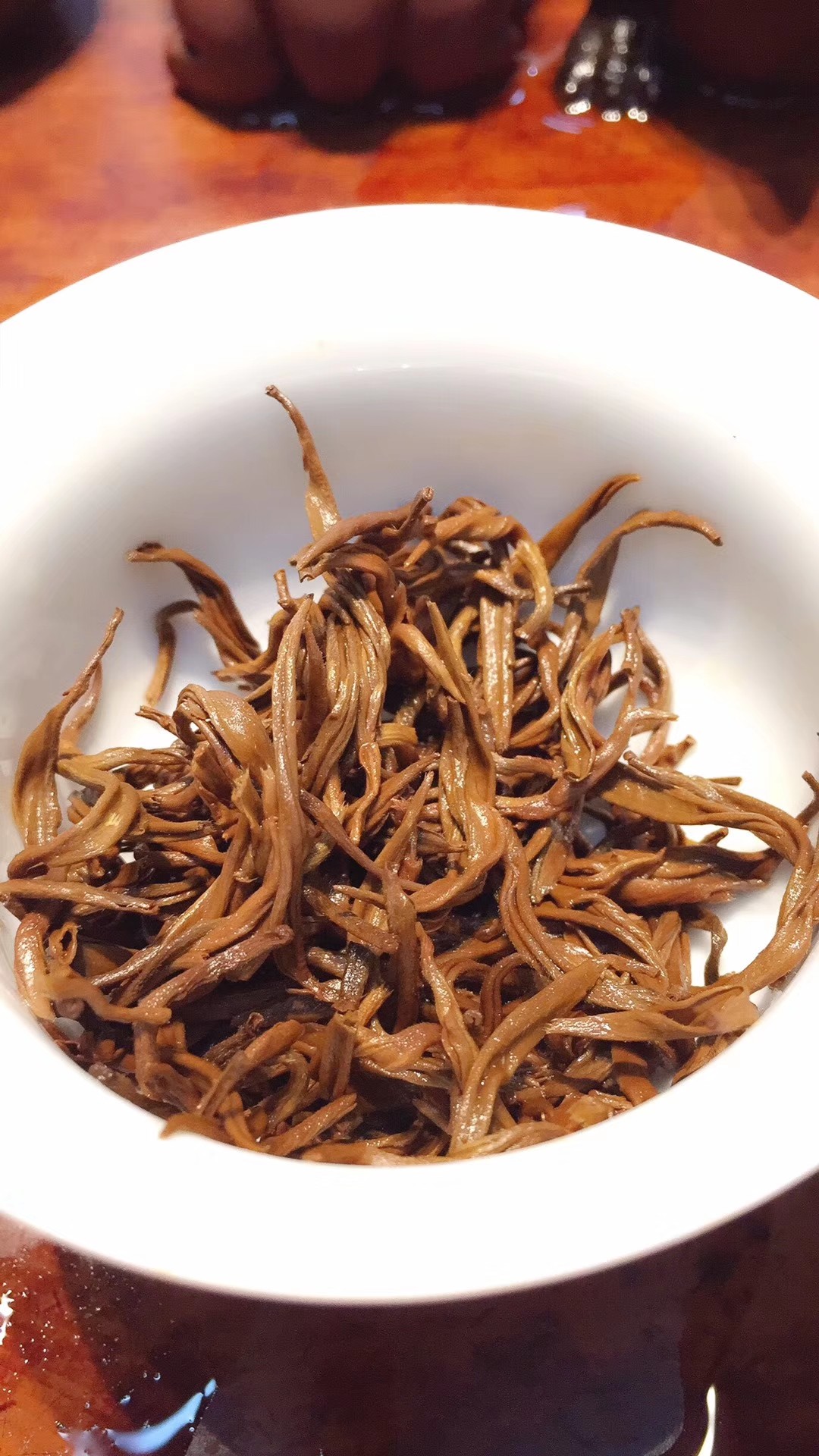 苏州知名祁门红茶(特级祁门红茶大PK，祥源VS润思，告诉你究竟哪家更值得买？)