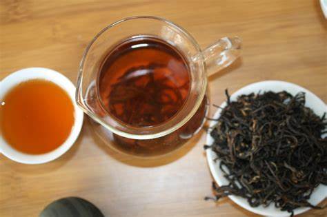 茶百道佛手柠檬红茶和香茅(「一桶辣椒」茶来了，拌着吃)