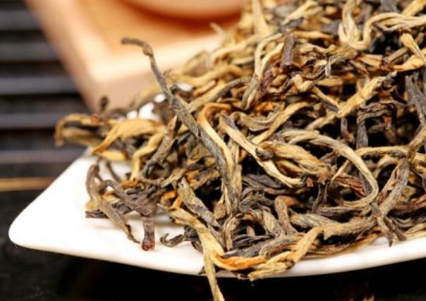 凤庆滇红历史(云南凤庆有名的滇红茶，为什么有名，它的由来经历是什么)