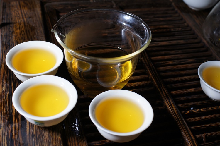 滇红和古树红茶的区别(红茶中的“滇红”和“古树红茶”是一样的茶吗？)